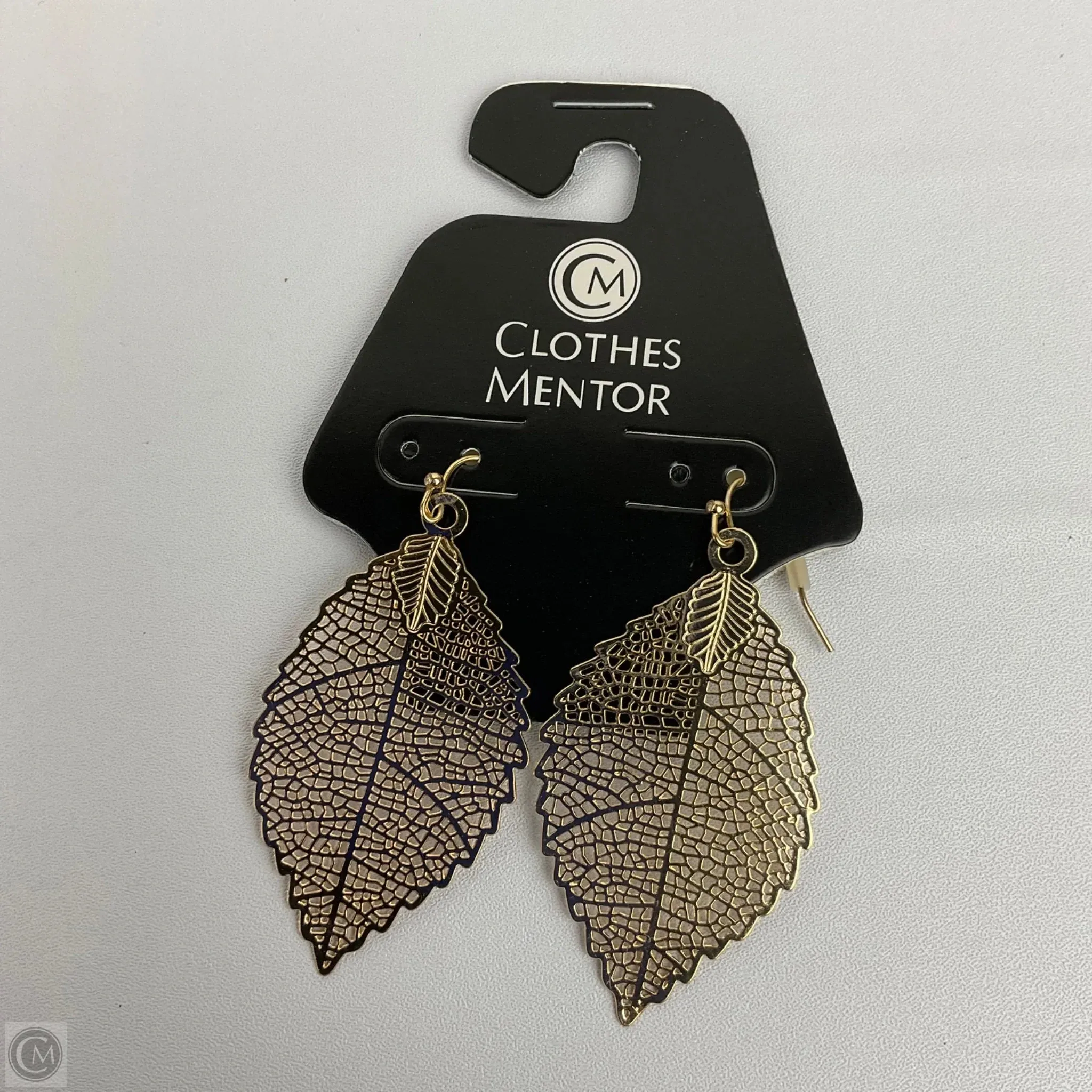 Earrings Dangle/drop By Clothes Mentor, Size: 9.5